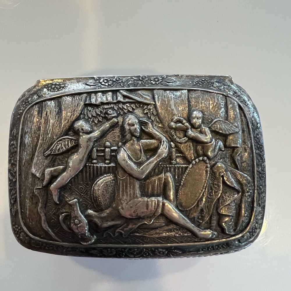 vintage or antique metal trinket or jewelry box silver plated